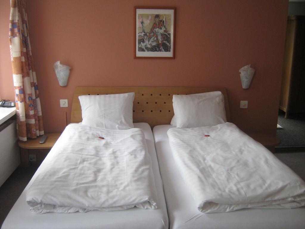 Hotel Garni Ursalina Bad Ragaz Ruang foto